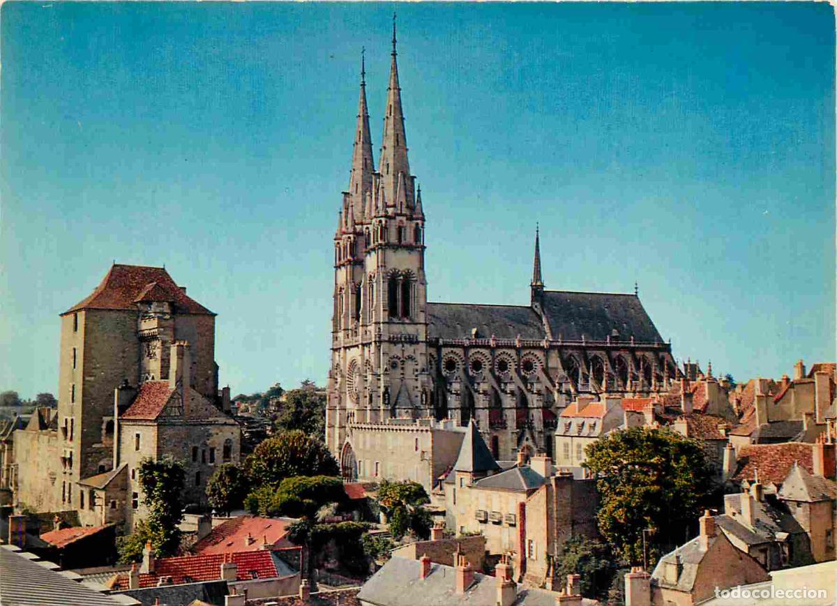 Cartes Postales: Francia - Carte Postale - 03 - Moulins - La Mal Coiff&eacute;e et la Cath&eacute;drale - CPM - Voir Scans Recto-Ve