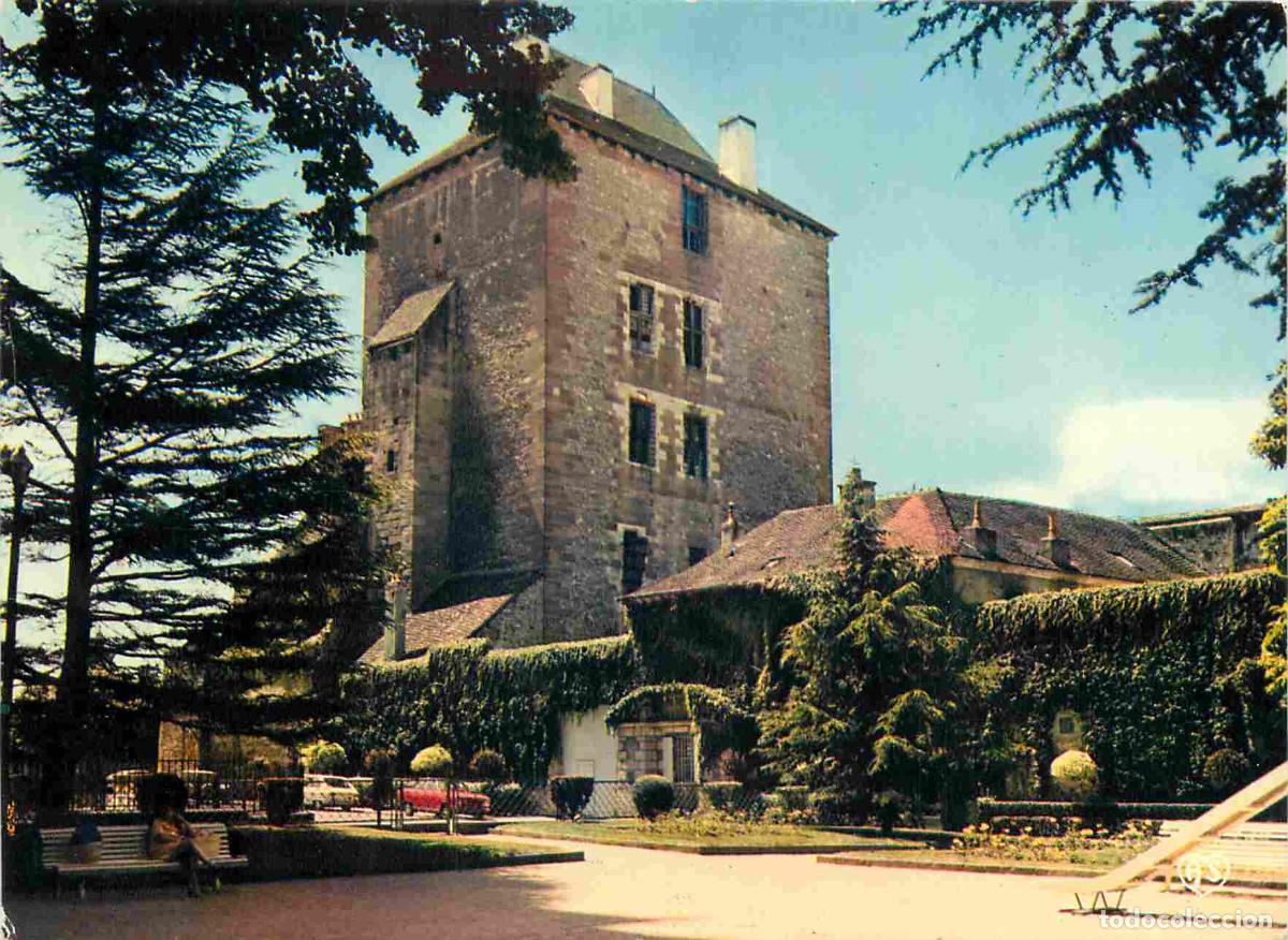 Cartes Postales: Francia - Carte Postale - 03 - Moulins - Jardins du Mus&eacute;e et la Mal Coiff&eacute;e - CPM - Voir Scans Recto