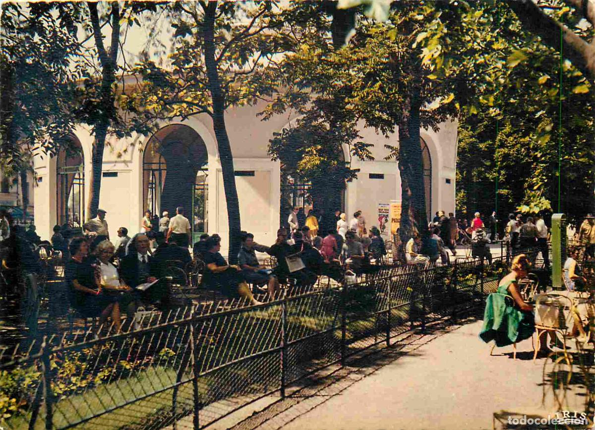 Cartoline: Francia - Carte Postale - 03 - Vichy - Square et source h&ocirc;pital - CPM - Voir Scans Recto-Verso