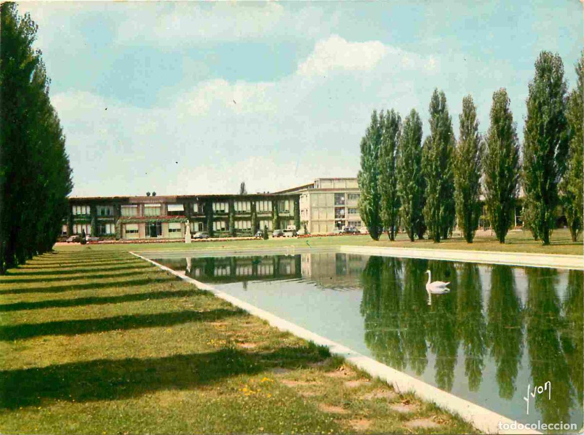 Postcards: Francia - Carte Postale - 91 - Saclay - C E N de Saclay - 7 R&eacute;acteurs Atomiques 5 Grands Acc&eacute;l&eacute;rateu