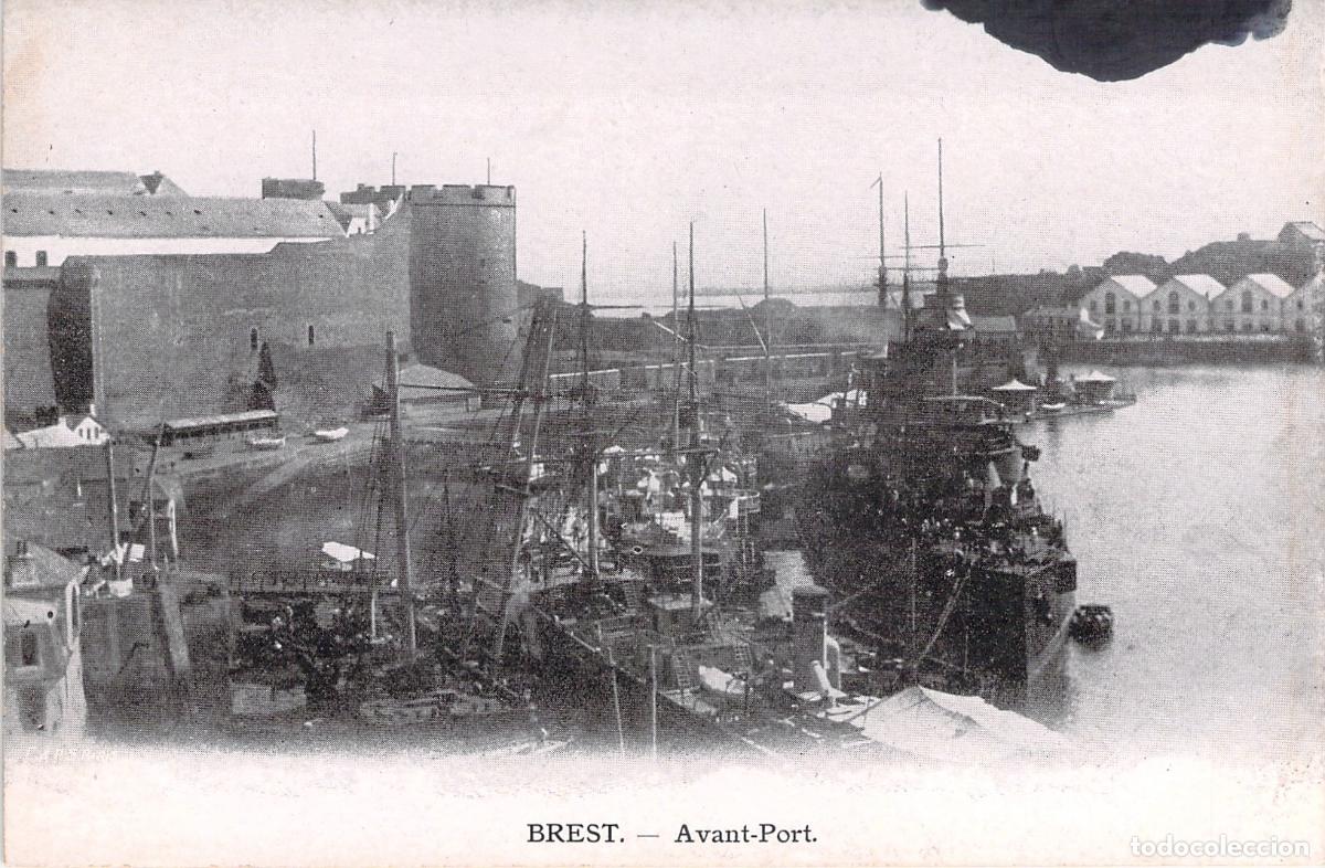 Postais: Postal de Brest Avant-Port con Barcos y Castillo