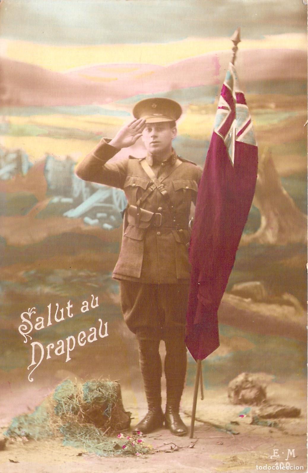 Postales: Postal Militar de Soldado Saludando a la Bandera Salut au Drapeau