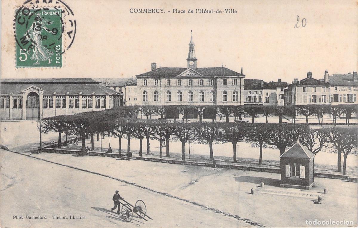 Postales: Tarjeta Postal Commercy Place de l'H&ocirc;tel-de-Ville Meuse Francia