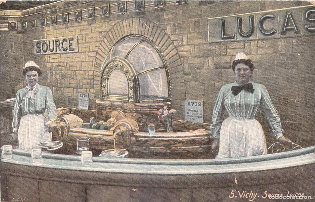Postais: Postal Antigua de Vichy - Source Lucas con Empleadas en Uniforme