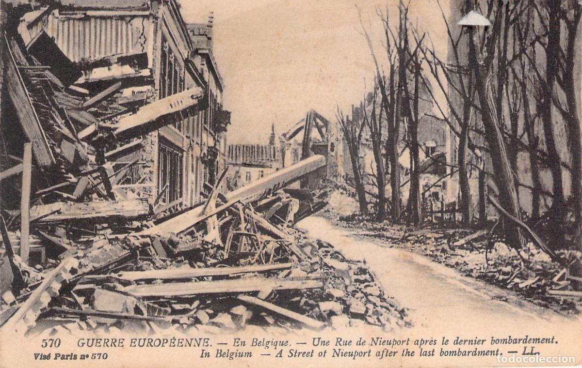 Postcards: Postal de Calle Destruida en Nieuport tras Bombardeo, Primera Guerra Mundial