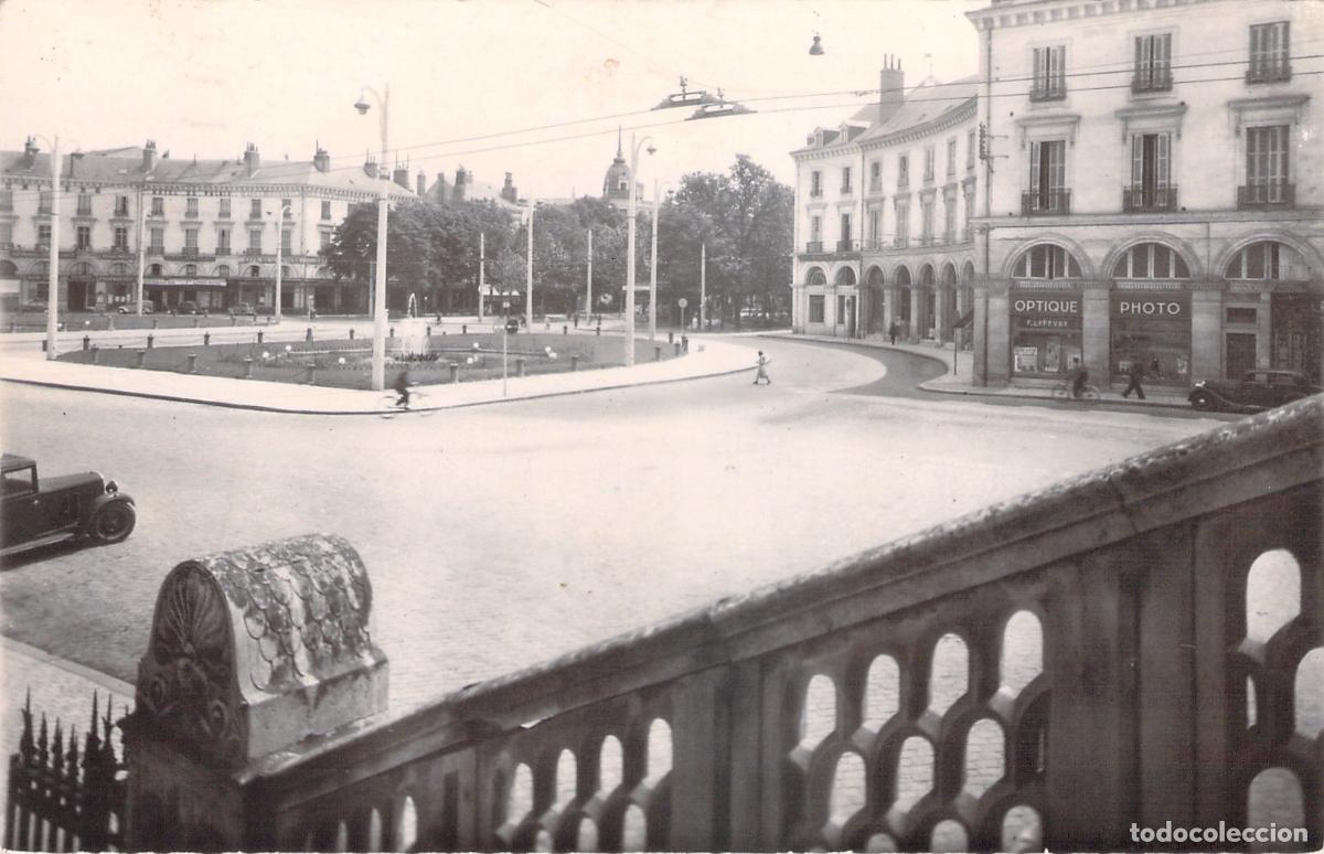 Postales: Postal de la Place du Palais en Tours Francia