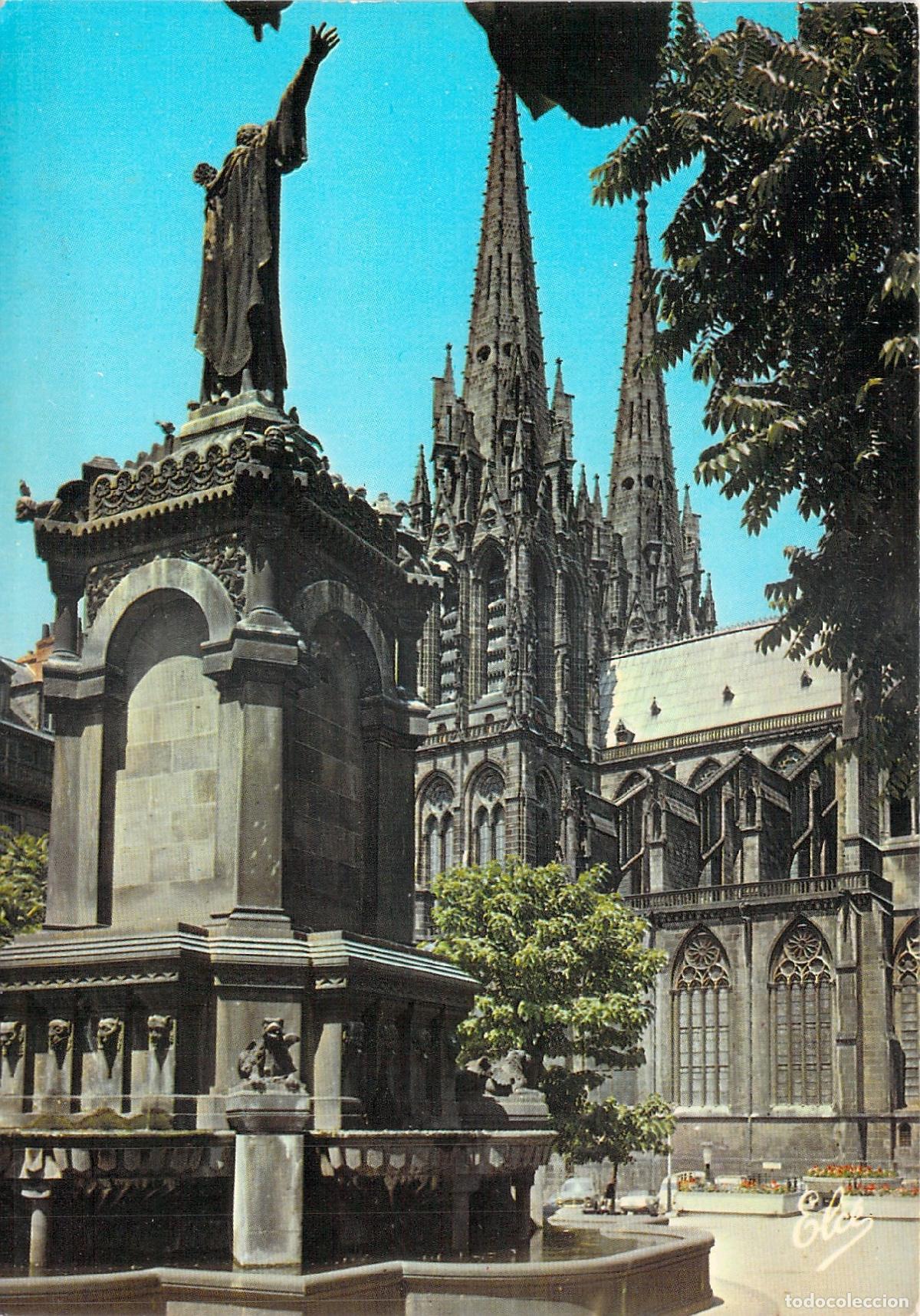 Postales: Postal de Clermont-Ferrand, Estatua de Urbano II y Catedral G&oacute;tica