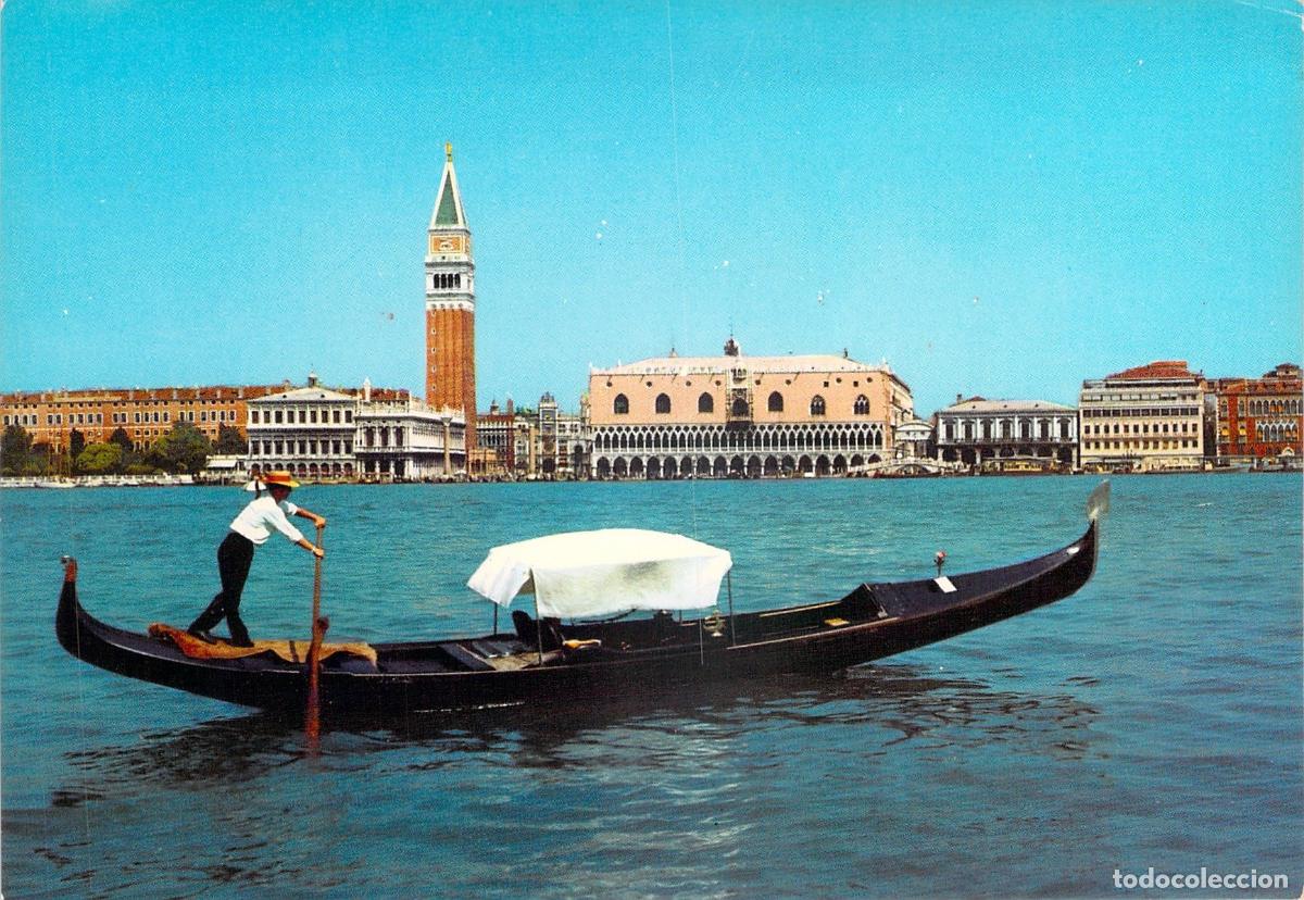 Cartes Postales: Postal de Venecia con G&oacute;ndola y Campanario de San Marcos