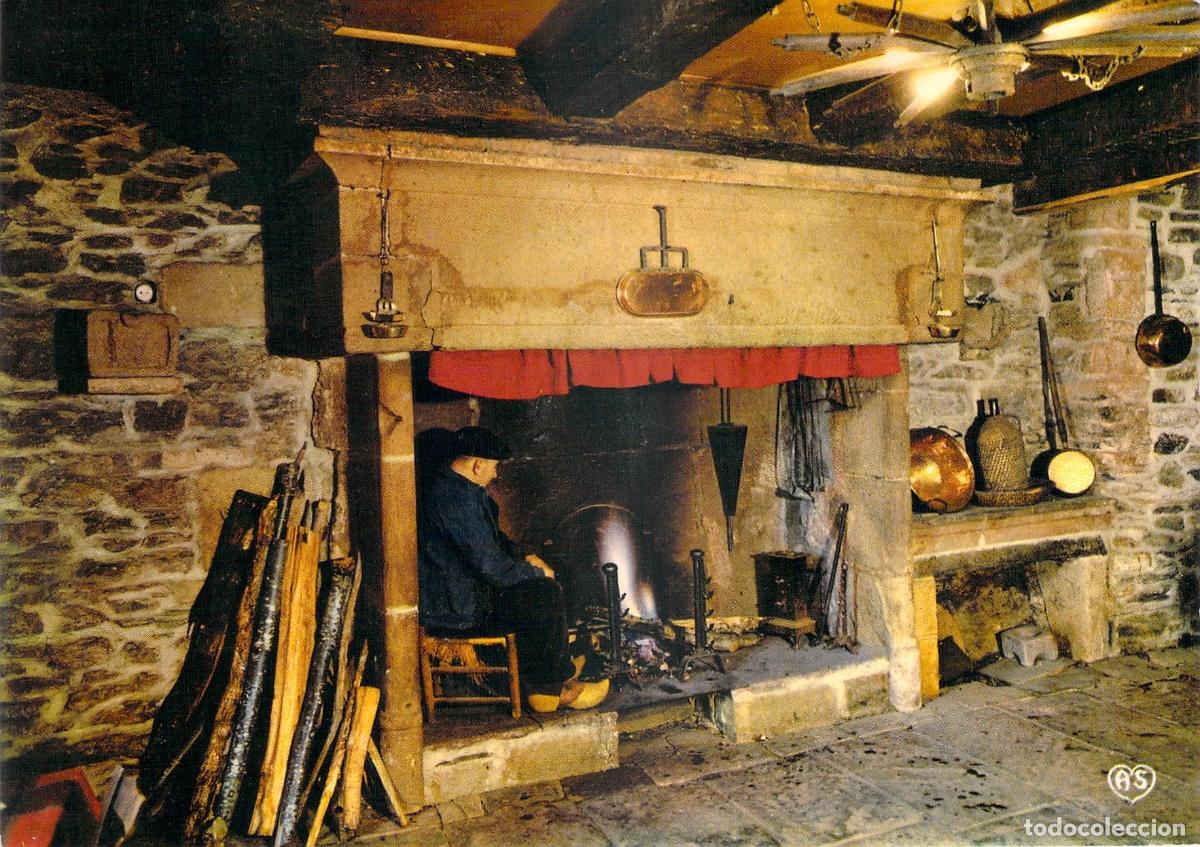 Postales: Postal Chimenea Tradicional Lou Cantou Francia R&uacute;stica
