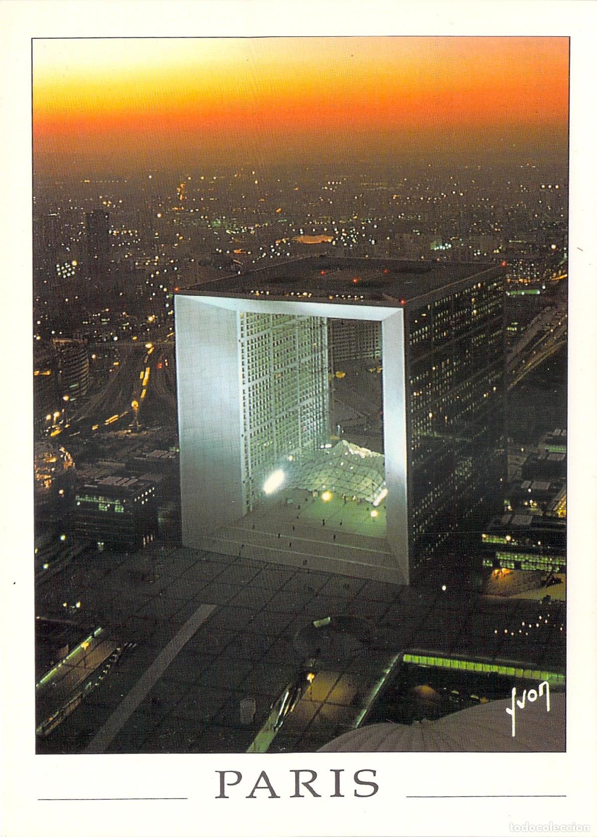 Postales: Postal de Par&iacute;s La Grande Arche de la D&eacute;fense Monumento Moderno