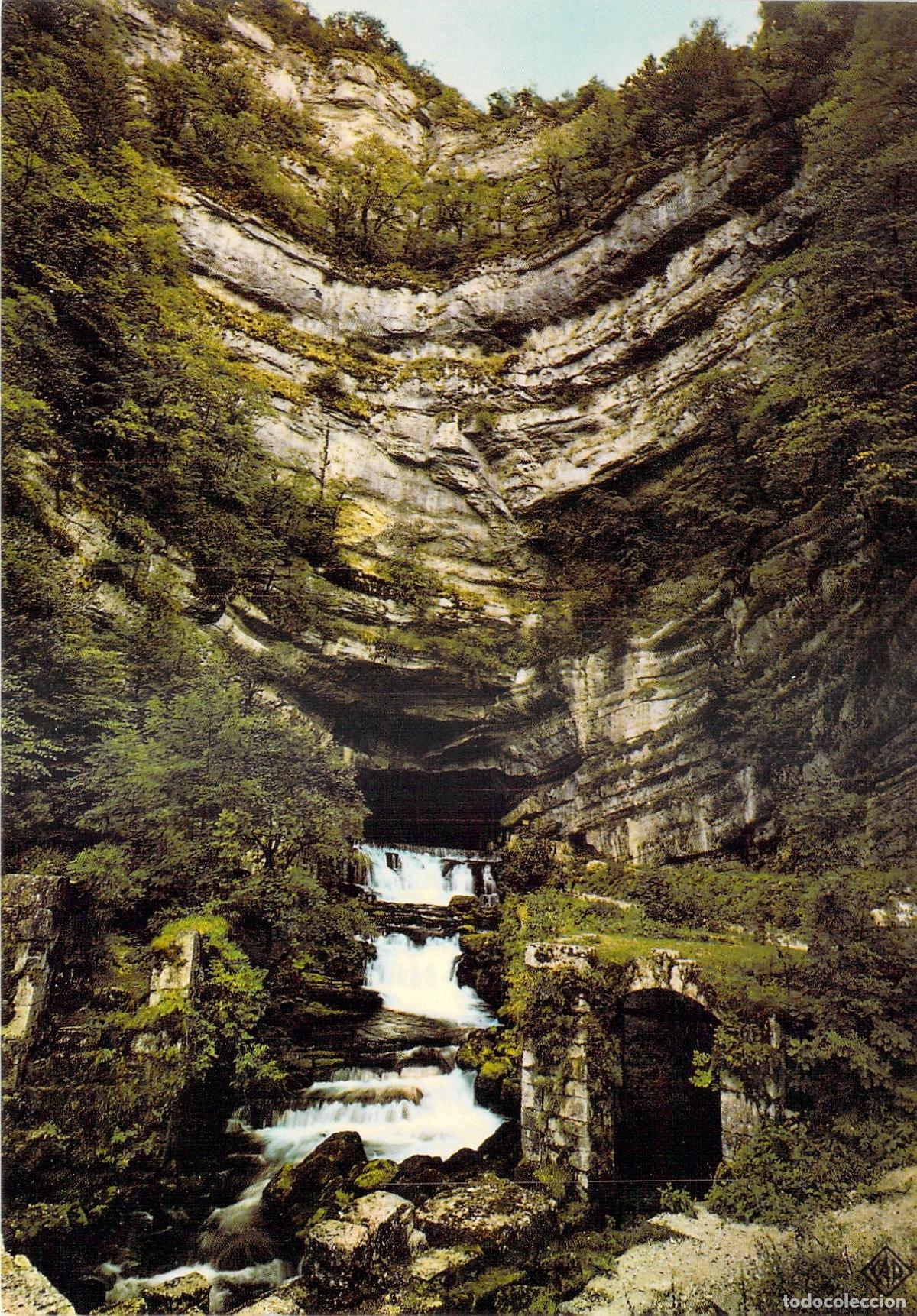 Postales: Postal de la Fuente del R&iacute;o Loue en Doubs, Francia