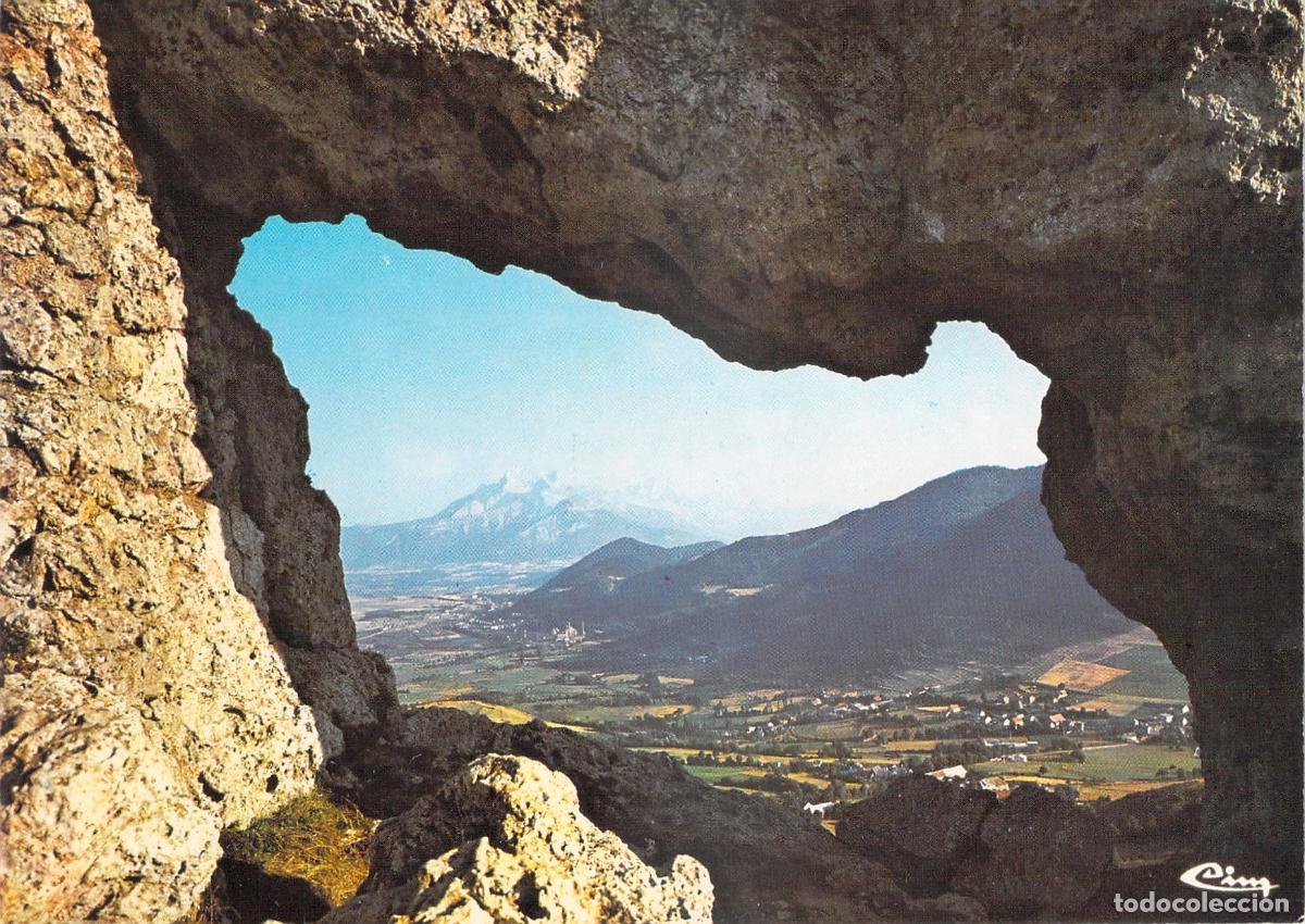 Cartoline: Postal de Pierre-Ch&acirc;tel y Vista de L'Obiou desde la Pierre-Perc&eacute;e