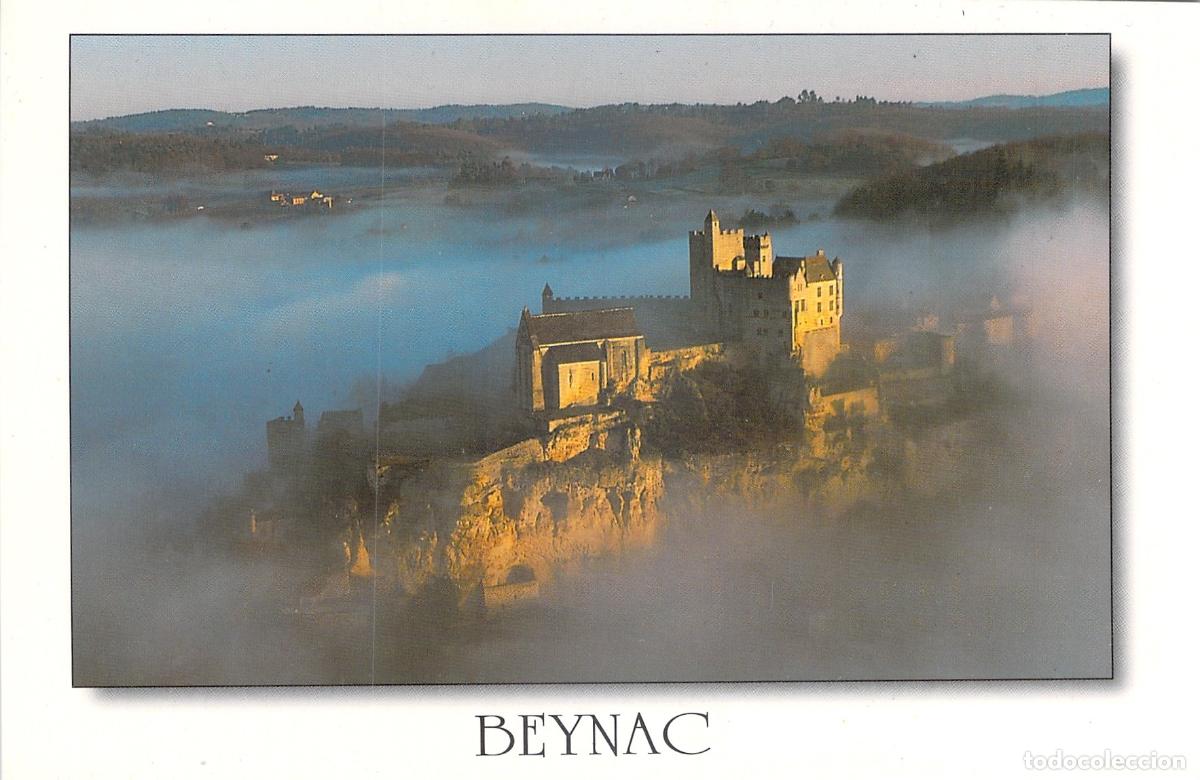 Cartoline: Postal del Castillo de Beynac en la Niebla, Dordogne