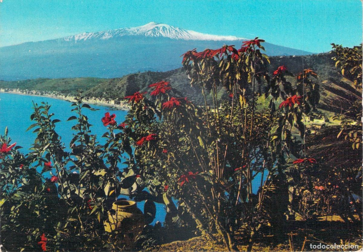 Postales: Postal de Taormina con Vista al Monte Etna y el Mar en Sicilia
