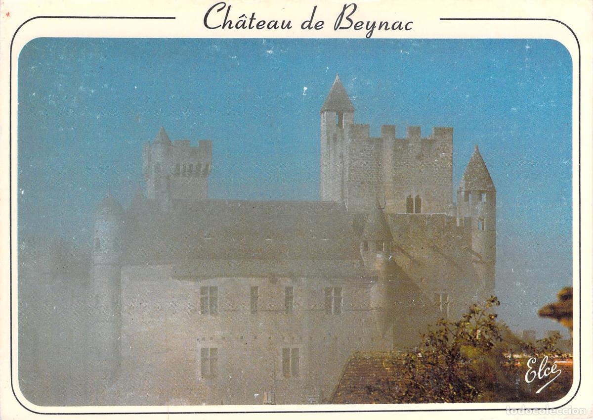 Postales: Postal del Castillo de Beynac en la Niebla, Dordogne