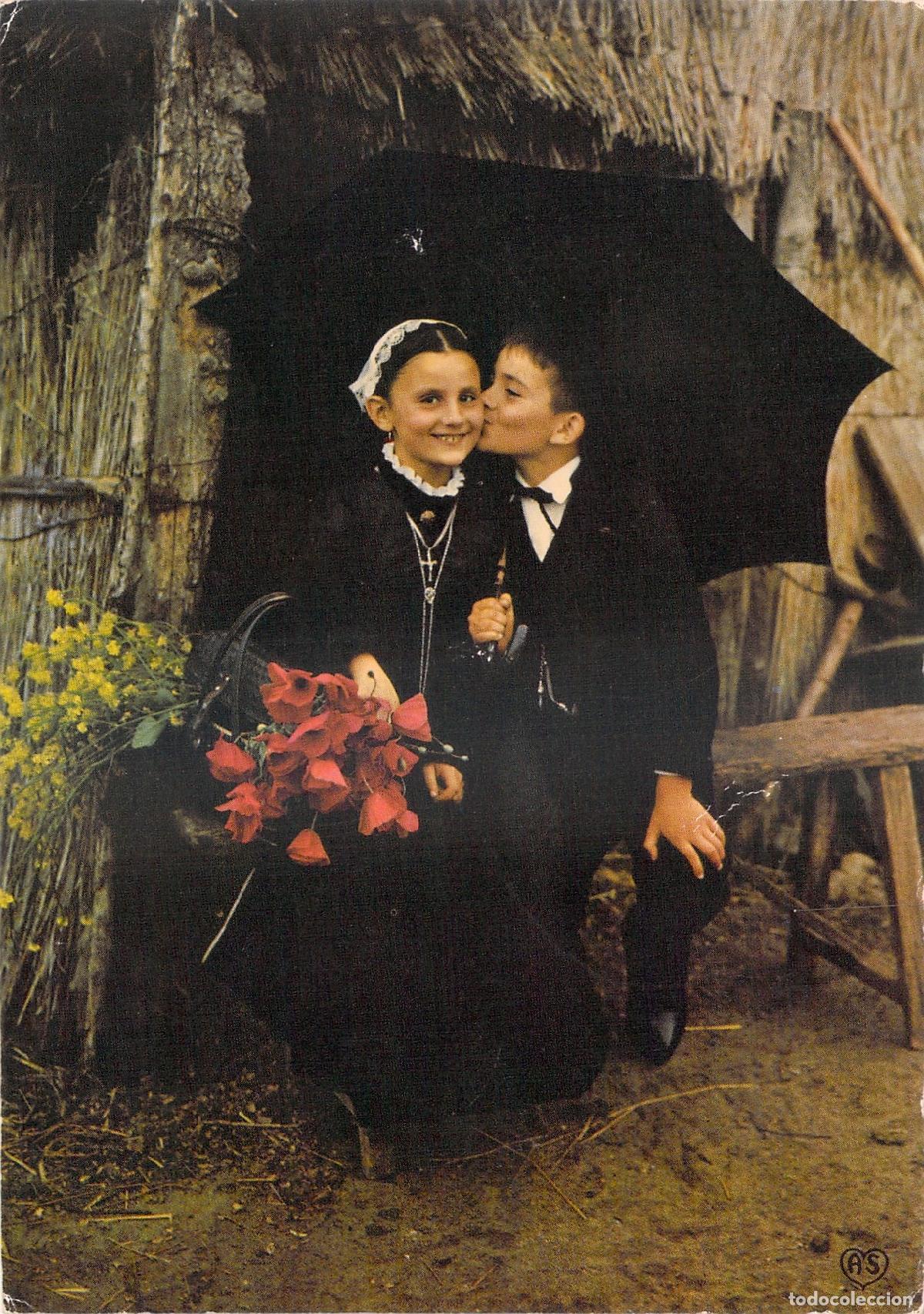 Postales: Postal Ilustrada Ni&ntilde;os con Traje Tradicional Pays Maraichin Vend&eacute;e