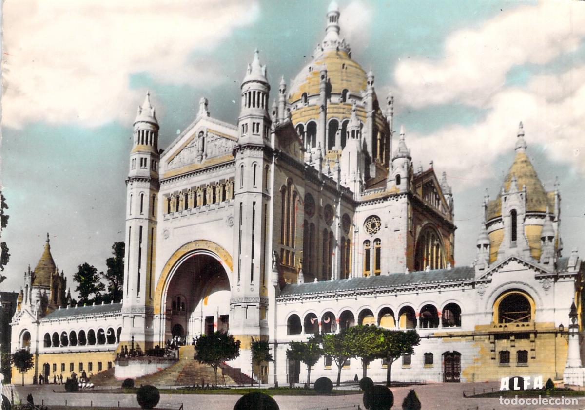 Cartoline: Postal de la Bas&iacute;lica de Lisieux, Calvados, Francia