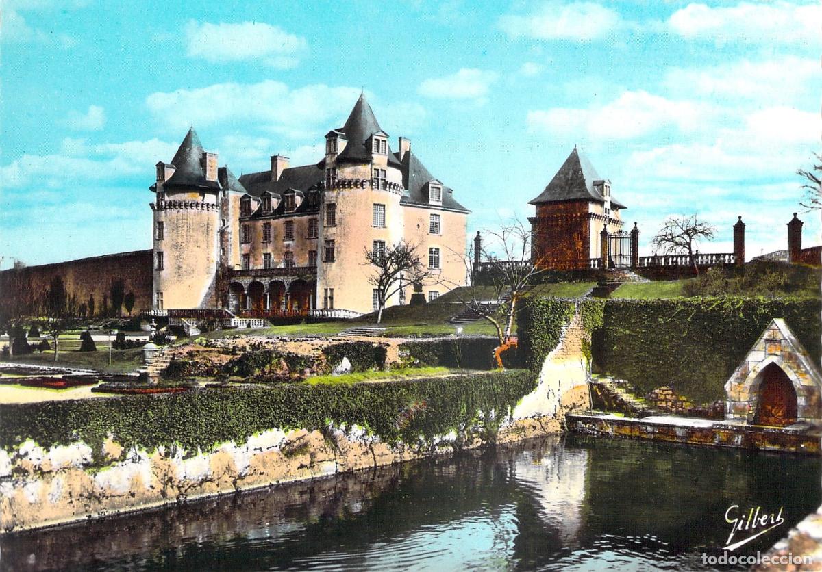 Postales: Postal del Castillo de la Roche Courbon en Saint-Porchaire, Francia