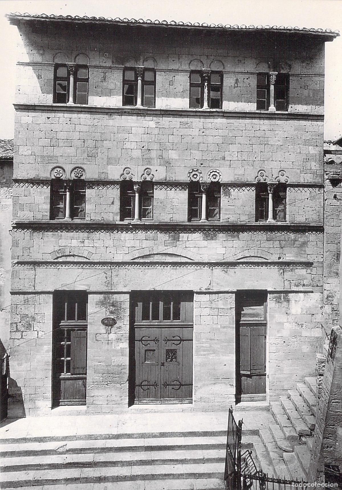 Postales: Postal de la Casa Rom&aacute;nica en Saint-Gilles, Gard