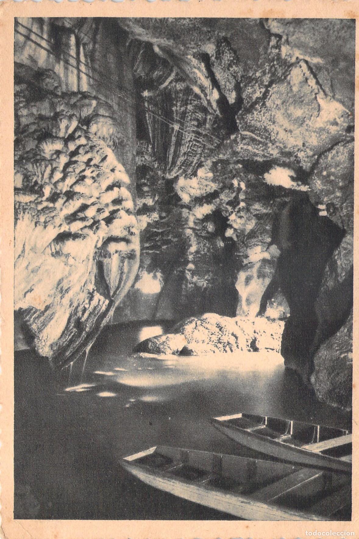 Postales: Postal de Padirac El Embarcadero en el R&iacute;o Subterr&aacute;neo Francia
