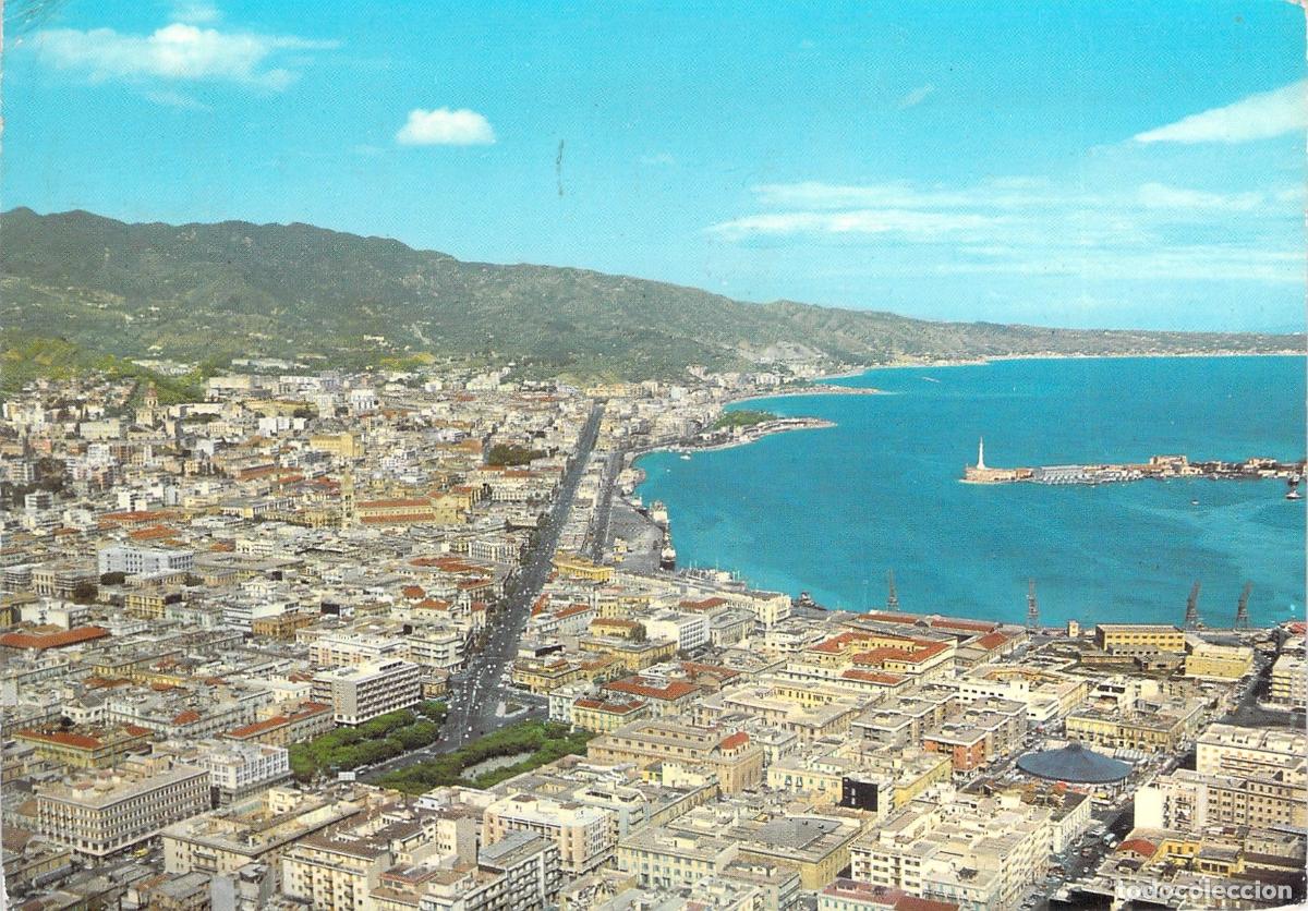 Postales: Postal de la vista a&eacute;rea de Messina, el Golfo y Via Garibaldi