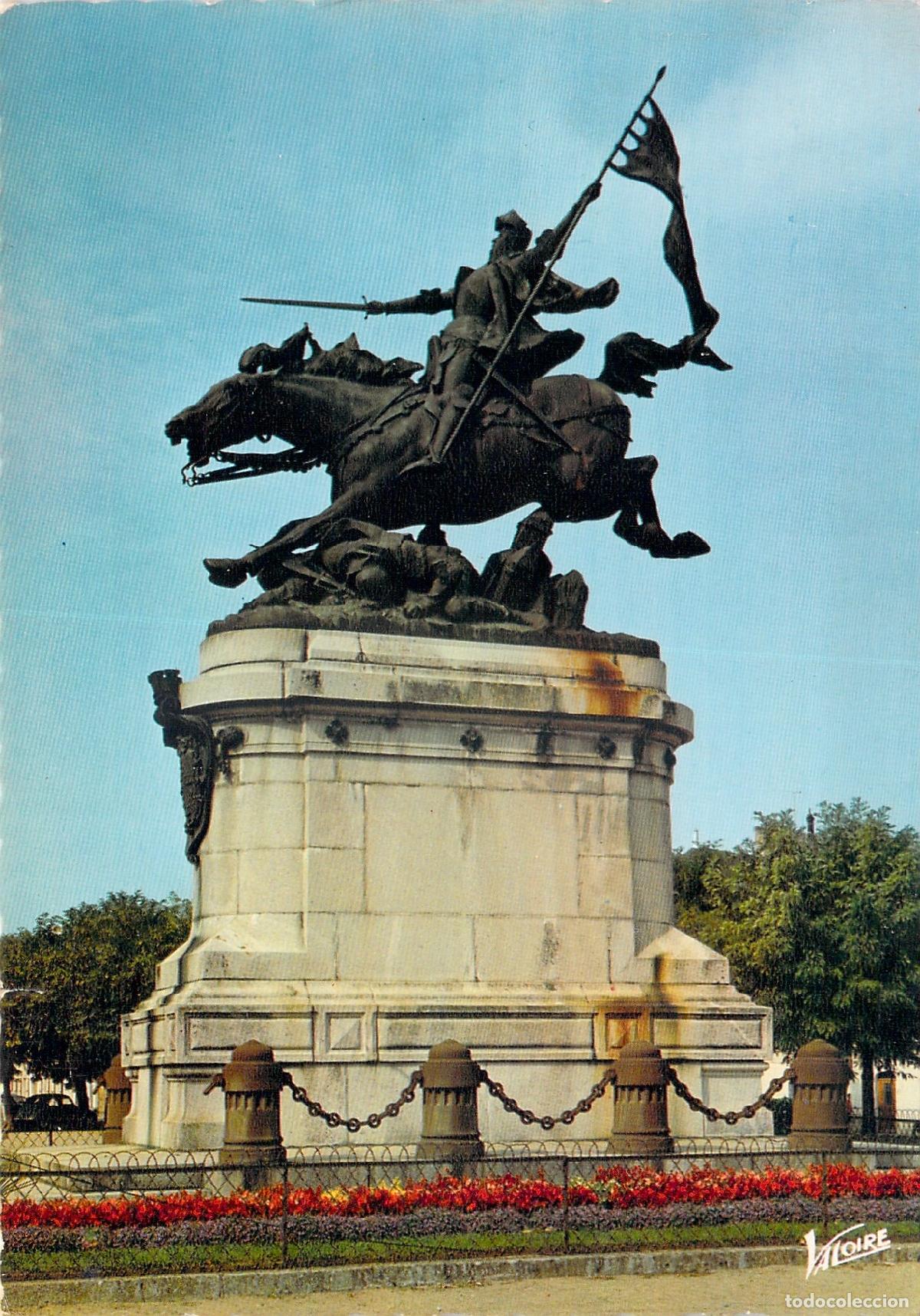 Postales: Postal de la Estatua de Juana de Arco, Chinon, Francia