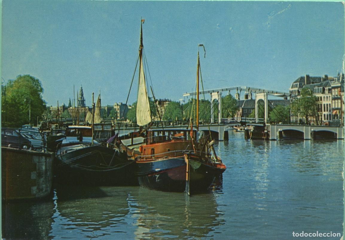 Postales: AMSTERDAM. Holanda. Con puente delgado. Sin circular. ED. SLEDING