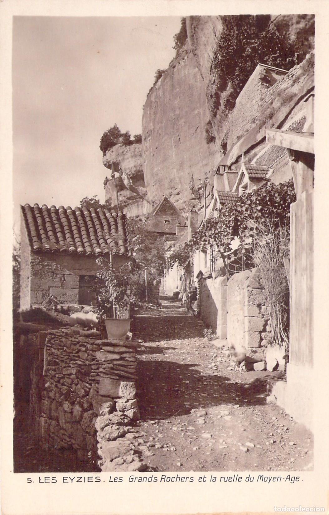 Postais: Postal de Les Eyzies Les Grands Rochers y Callej&oacute;n Medieval