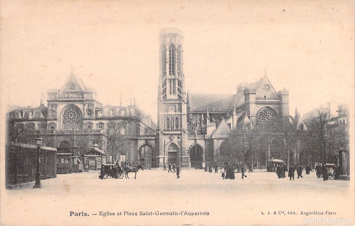 Postcards: Postal de la Iglesia y Plaza Saint-Germain-l'Auxerrois en Par&iacute;s