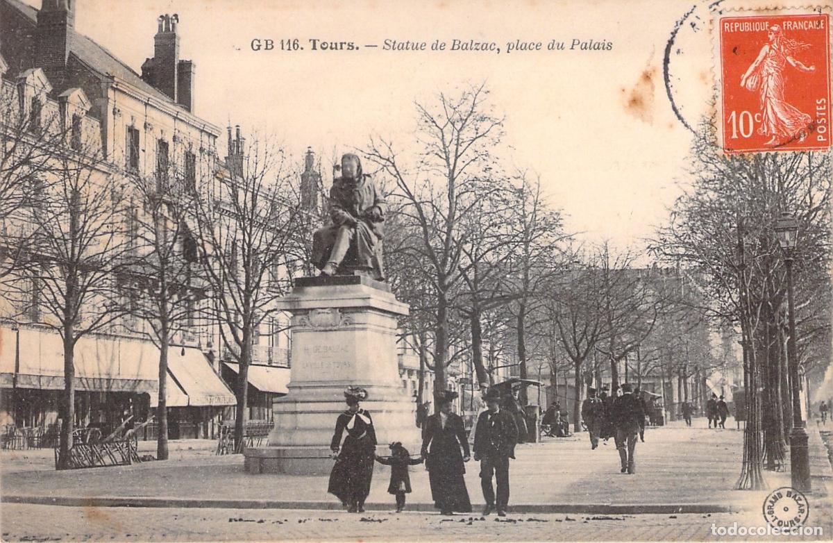 Postales: Postal de Tours con la Estatua de Balzac, Place du Palais, Francia