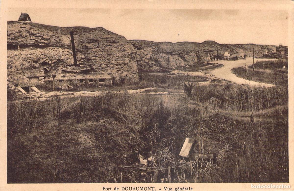 Postcards: Postal de la Vista General del Fuerte de Douaumont