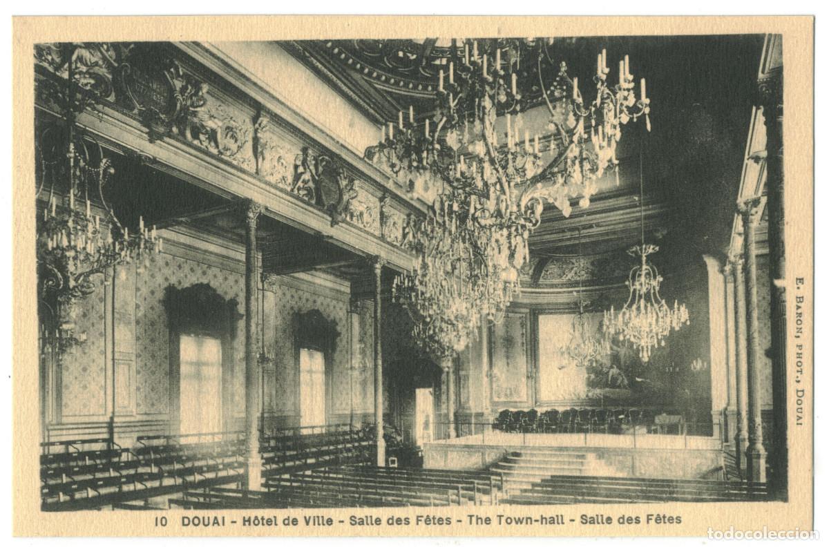Postais: DOUAI_H&ocirc;tel de Ville et Salle des F&ecirc;tes_E. Baron 10 / Teatros Francia
