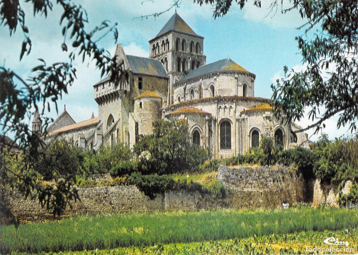 Postales: Postal de la Iglesia Abacial de Saint-Jouin-de-Marnes, Francia