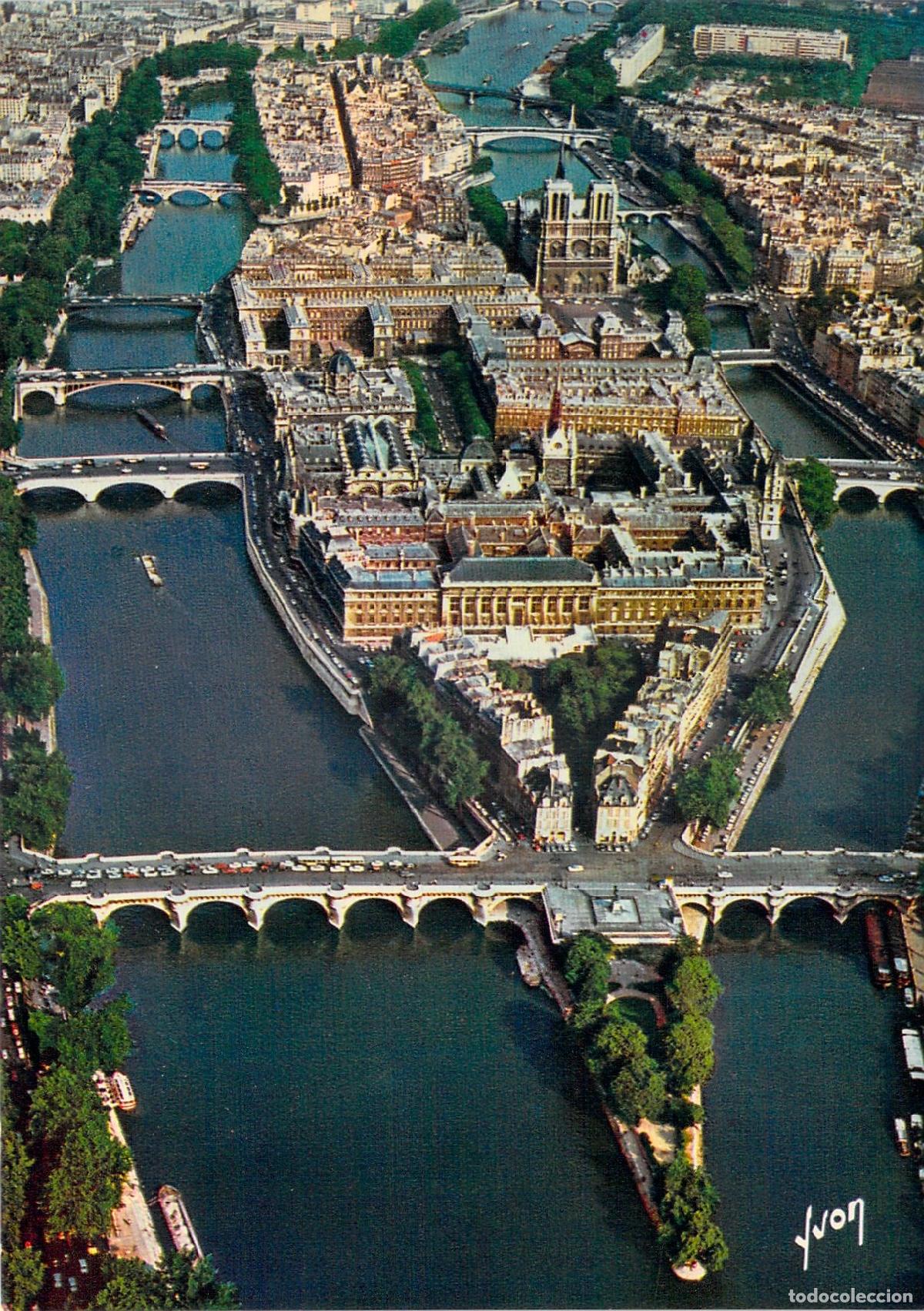 Postales: Postal de Par&iacute;s: Vista A&eacute;rea de la &Icirc;le de la Cit&eacute; y el R&iacute;o Sena