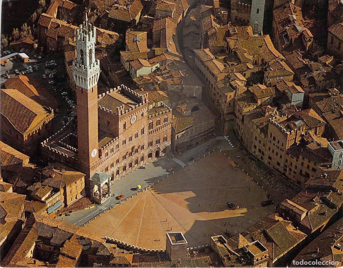 Postales: Postal de la Piazza del Campo en Siena con Vista A&eacute;rea