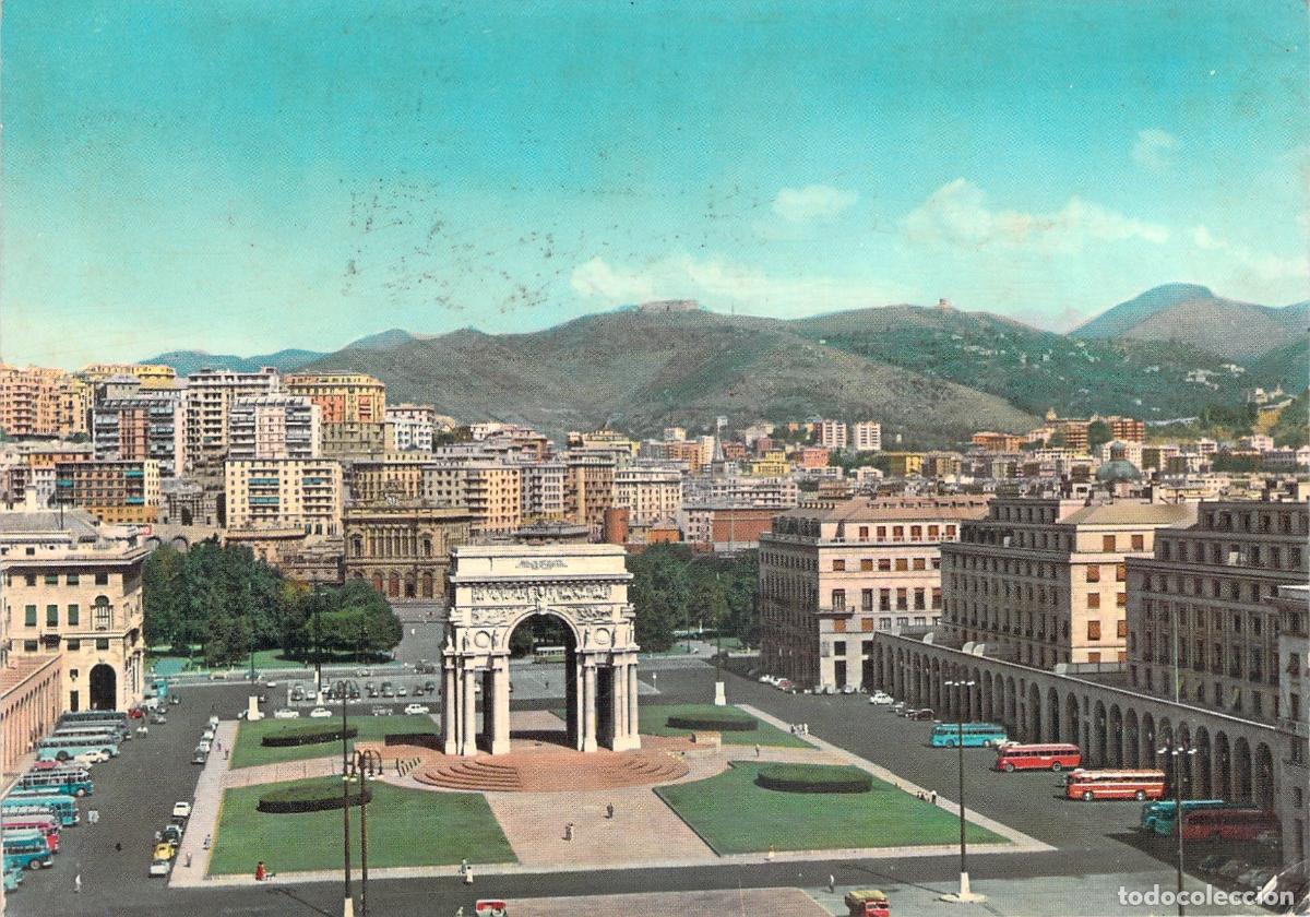 Postcards: Postal de G&eacute;nova Piazza della Vittoria y Monumento a los Ca&iacute;dos