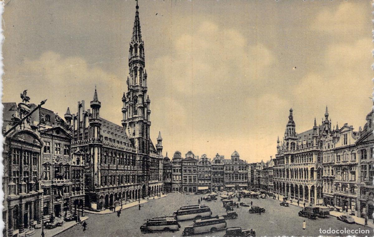 Postales: Postal de la Grand Place de Bruselas con el Ayuntamiento