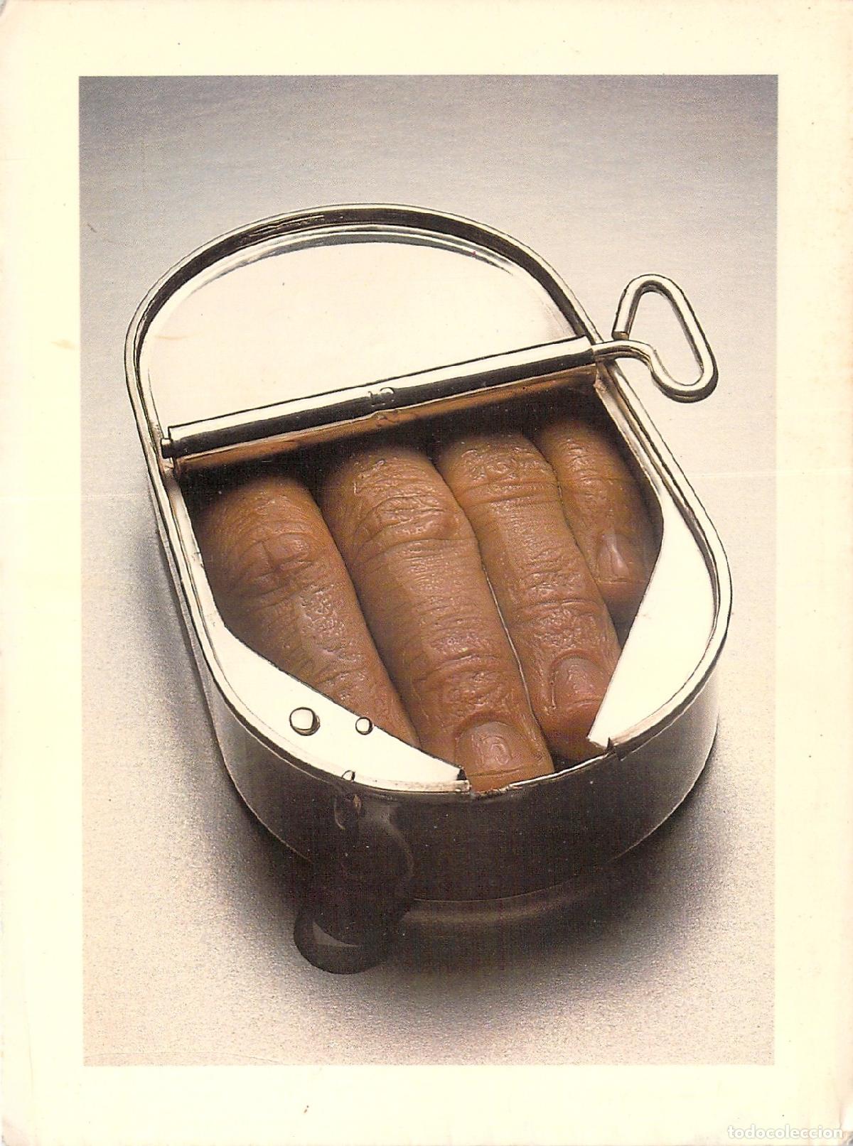 Postcards: Postal de Arte Surrealista Fish Fingers de Rod Shone