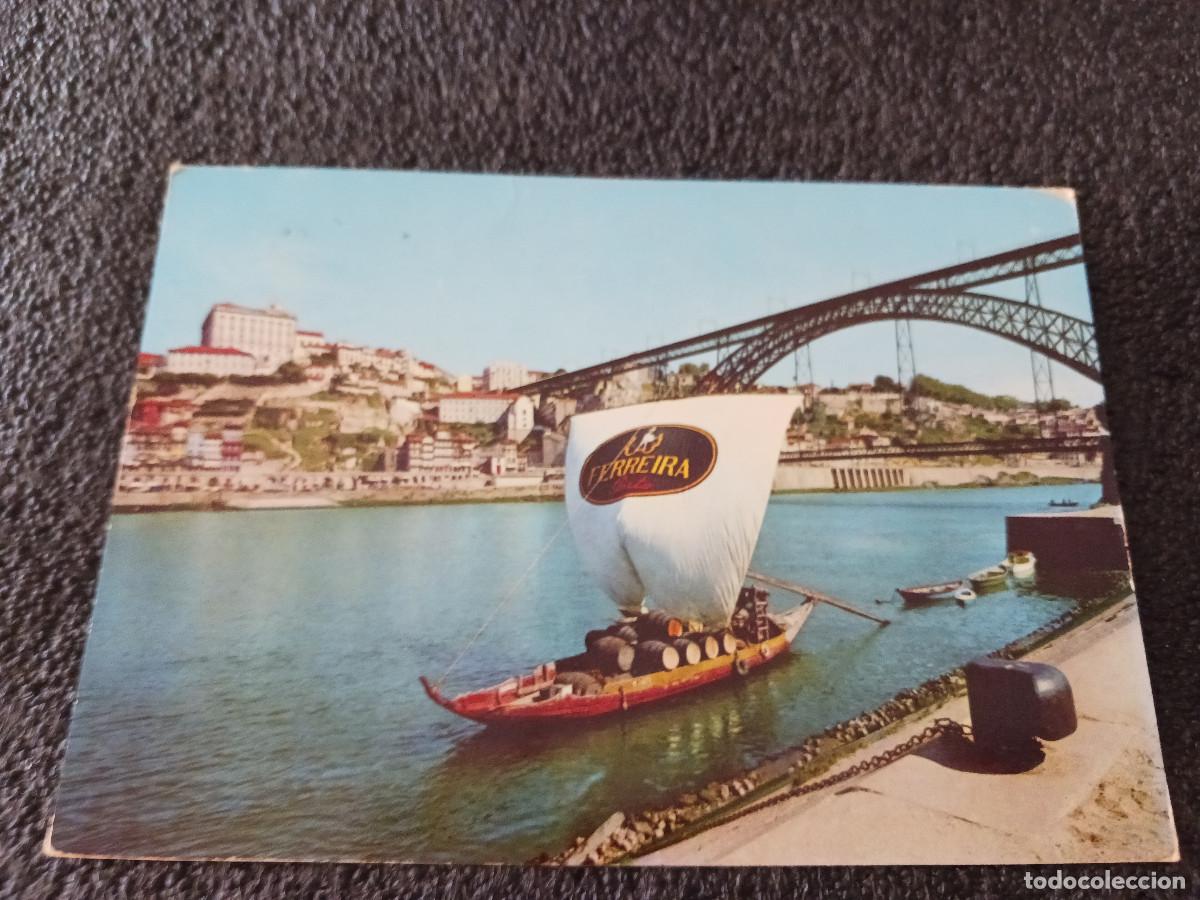 Postales: porto, portugal, barco rabelo e vista parcial da cidade, circulada 1982