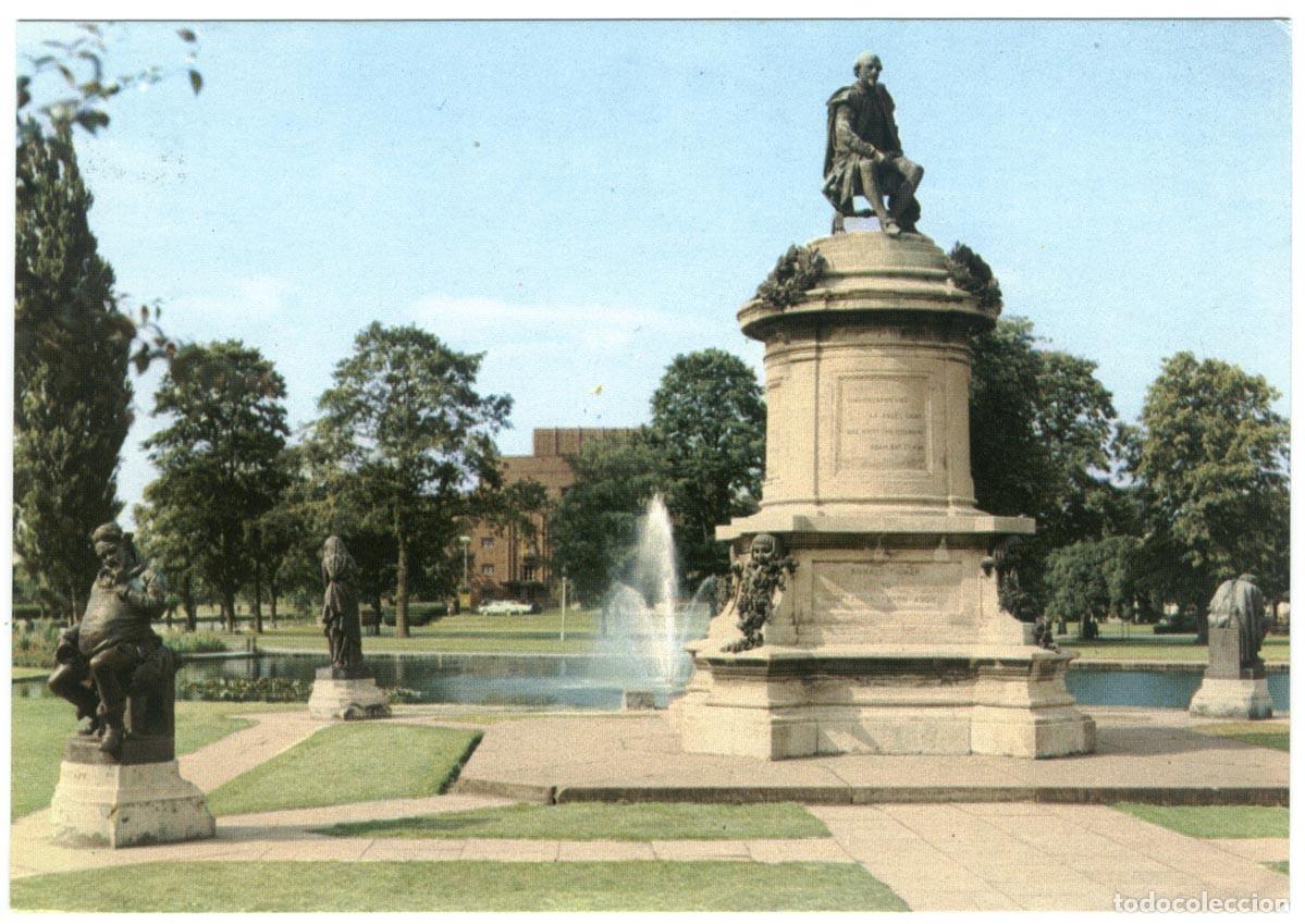 Postales: The Glower Memorial (Stratford-Upon-Avon)_Walter Scott