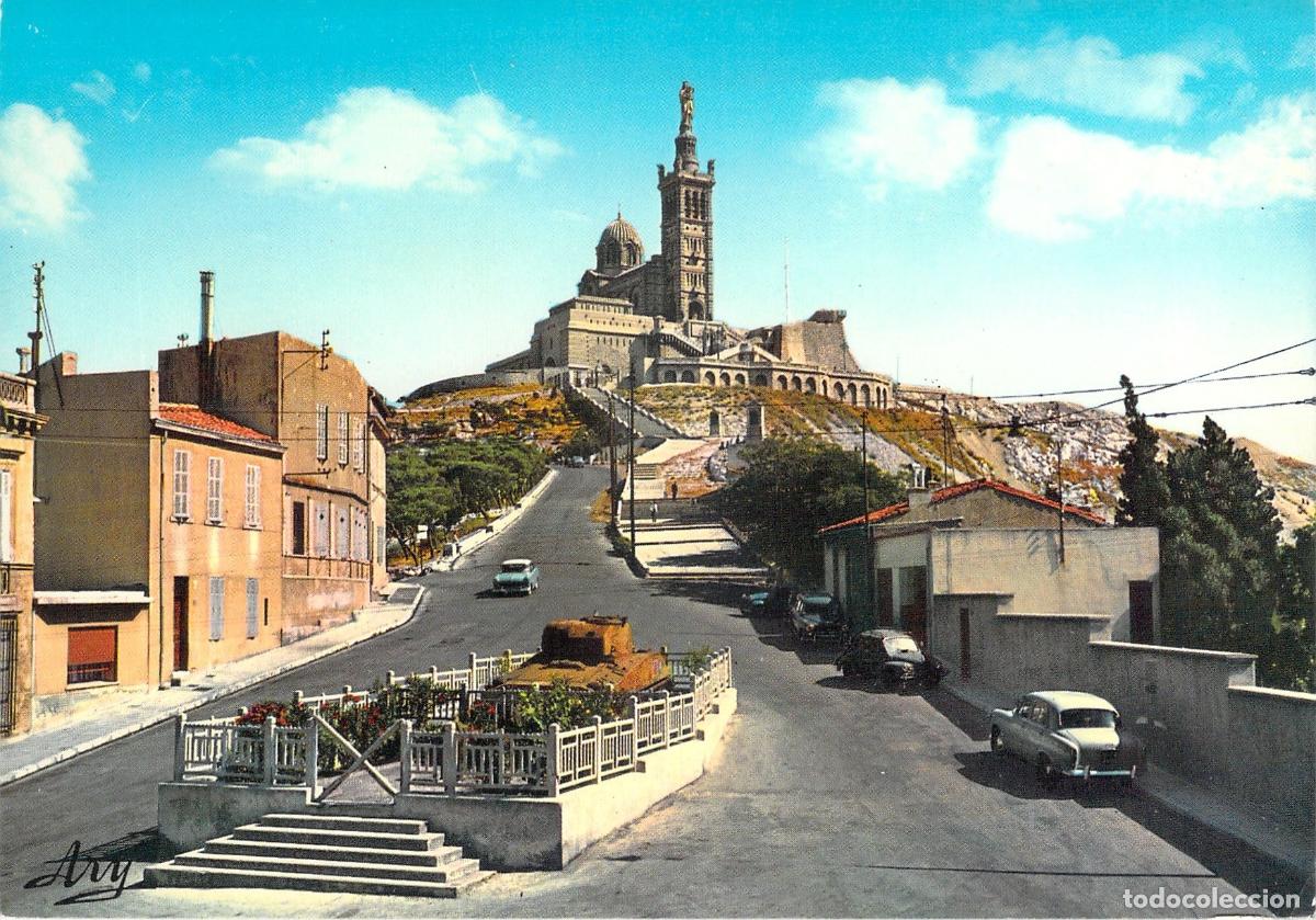 Postales: Postal de Marsella Montada a Notre Dame de la Garde y Tanque Juana de Arco