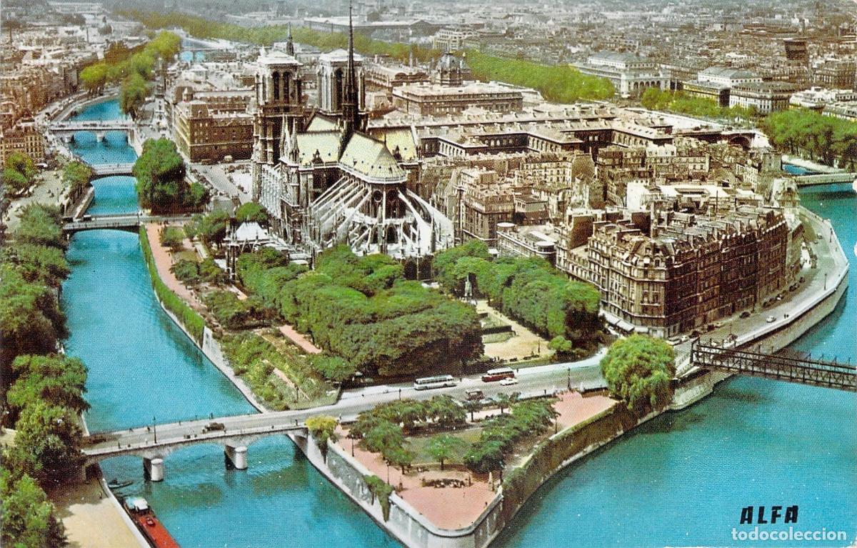 Postales: Postal de Par&iacute;s Vista A&eacute;rea de la &Icirc;le de la Cit&eacute; y Notre-Dame