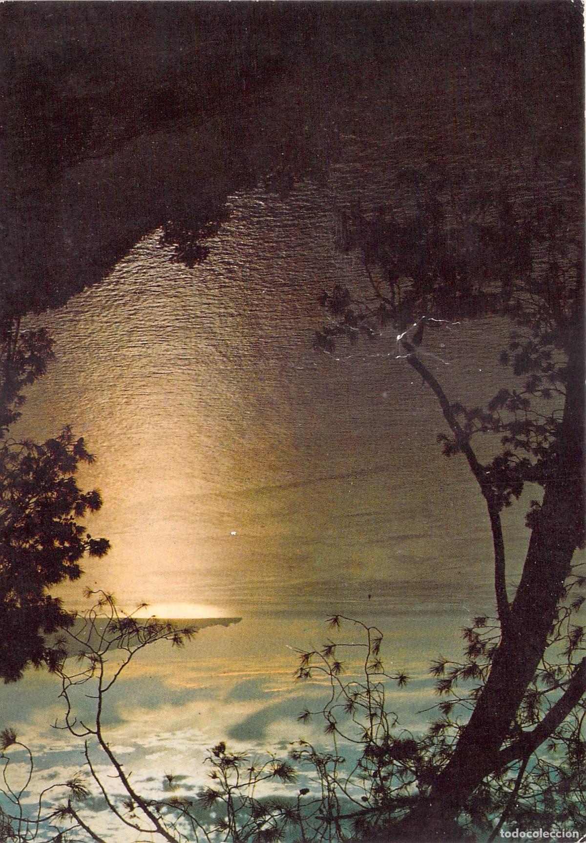 Postais: Postal Atardecer en la Costa de Pl&eacute;rin Francia