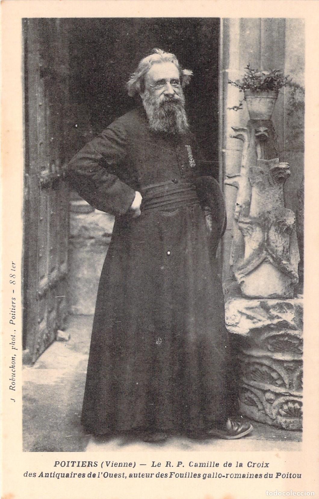 Postais: Postal de Poitiers - El Padre Camille de la Croix, Arque&oacute;logo