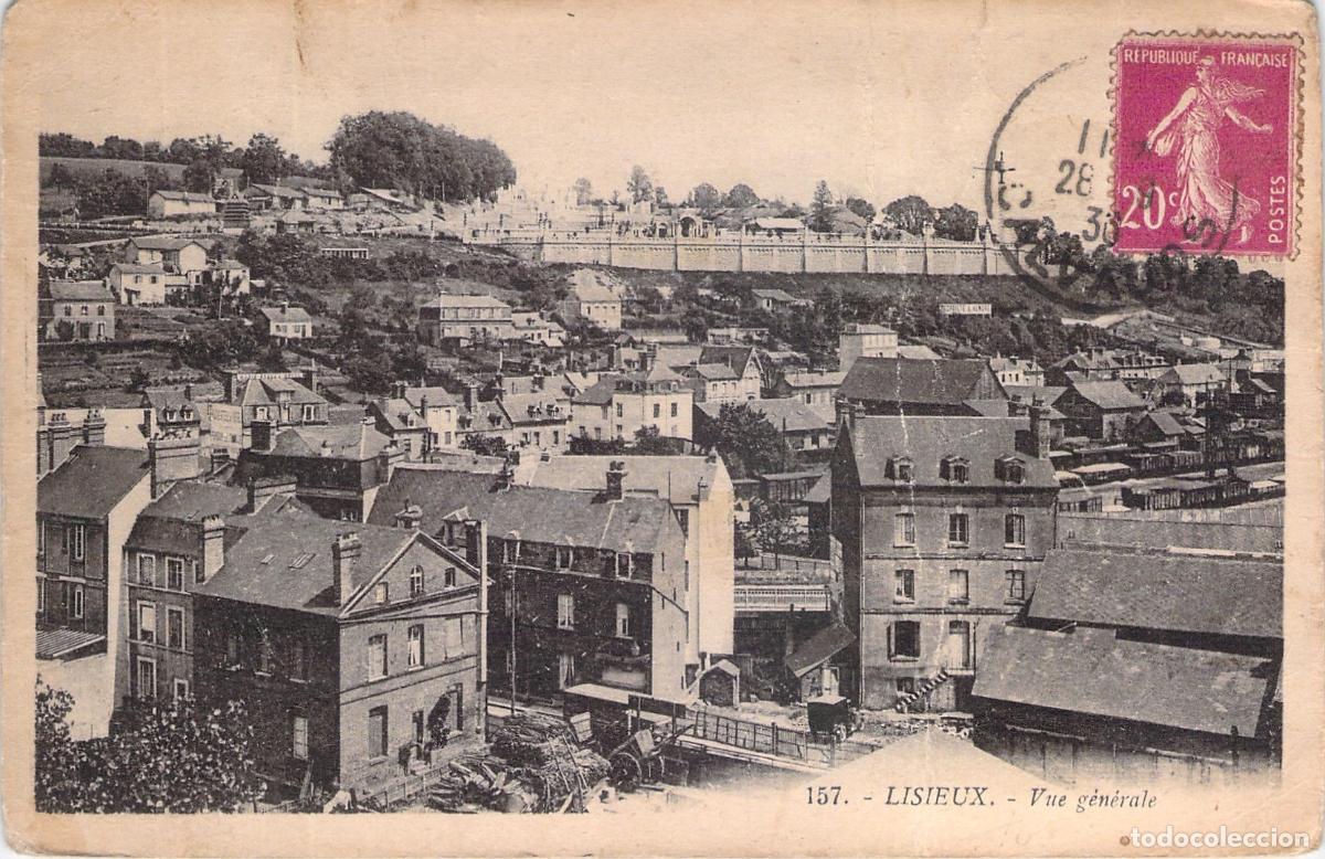 Postales: Postal de Vista General de Lisieux Francia