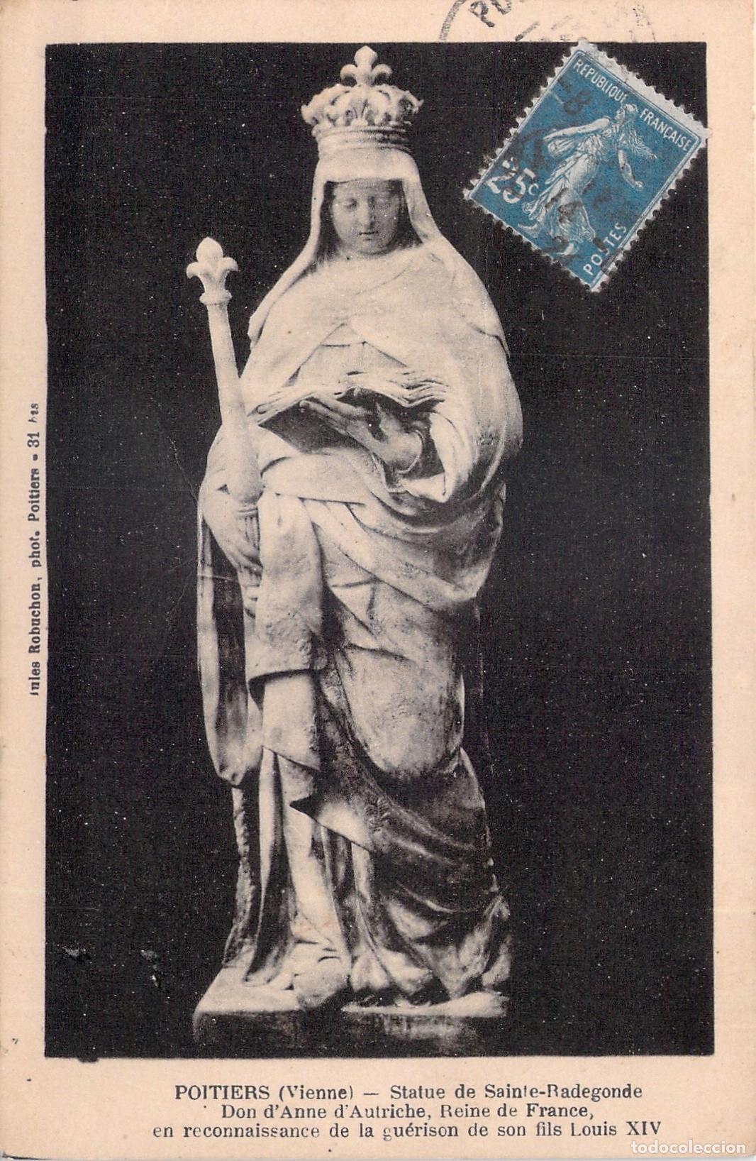 Postales: Postal Estatua de Santa Radegunda en Poitiers, Francia