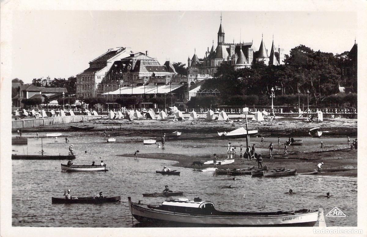 Cartoline: Postal de Arcachon, Francia - La Playa hacia el Casino