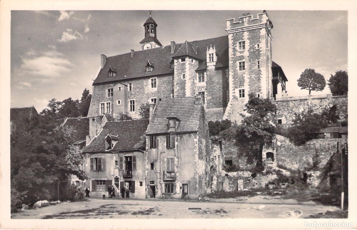 Cartoline: Postal Castillo de Montlu&ccedil;on Francia Le Ch&acirc;teau