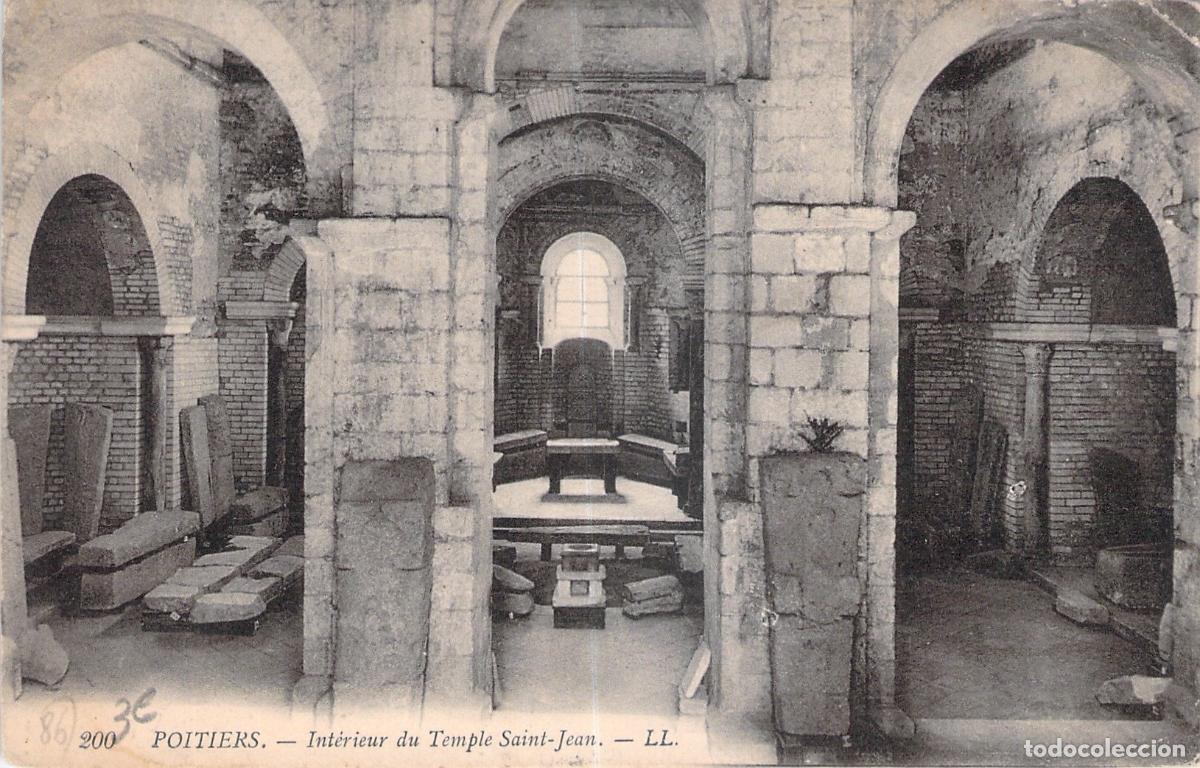 Postkarten: Postal del Interior del Templo de Saint-Jean en Poitiers