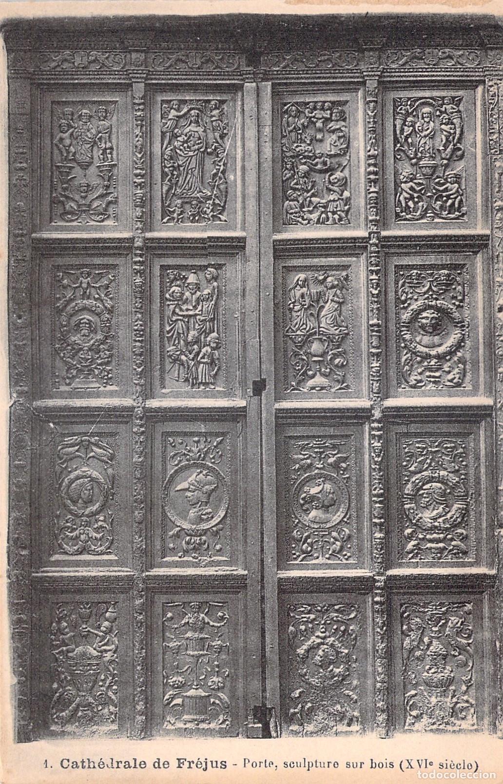Postales: Postal de la Puerta de la Catedral de Fr&eacute;jus, Escultura en Madera